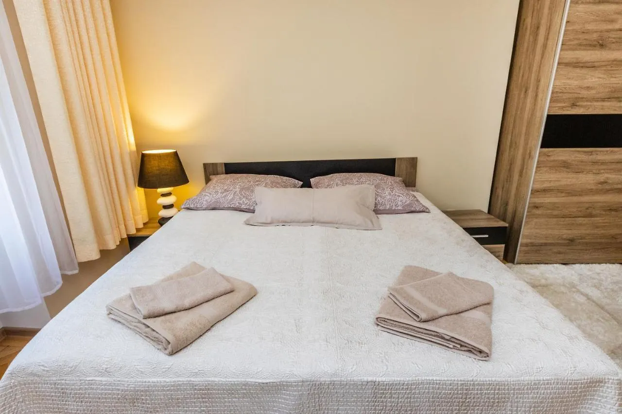 Apartament Prostorny Tripokojovy Apartman U Nabrezi Vltavy Praga